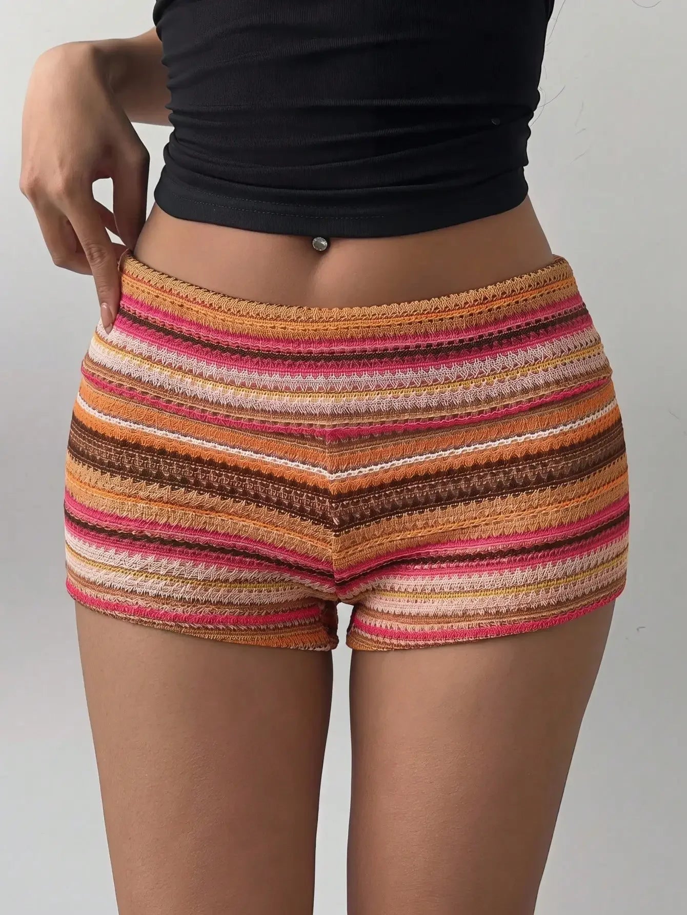Polyester Knit Low Rise Skinny Workout Shorts For Women