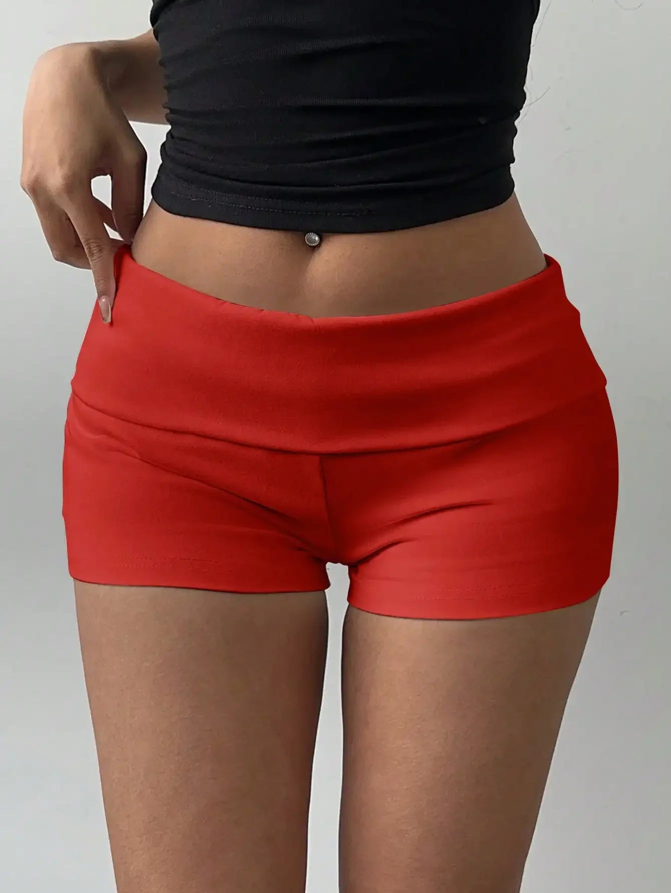 Polyester Knit Low Rise Skinny Workout Shorts For Women