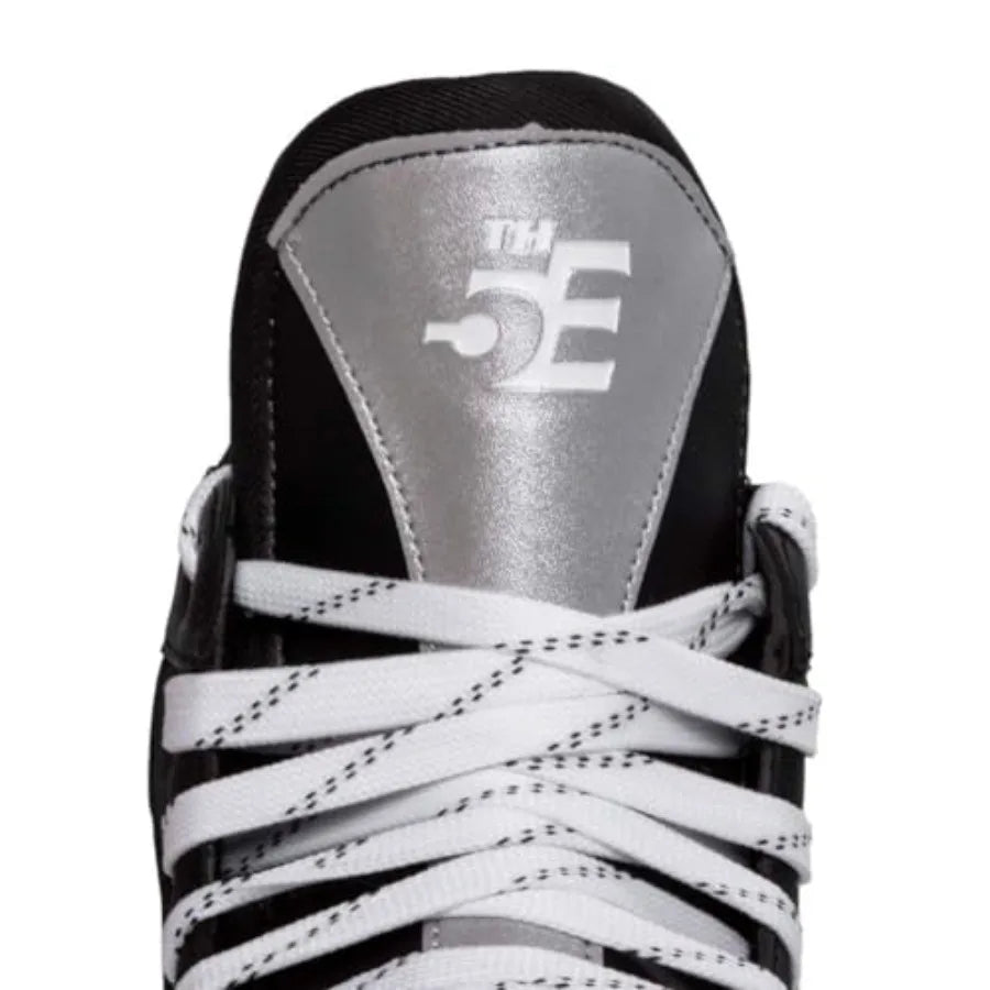 Stealth Ice Hockey Skates For Women With Moisture Resistant Liner